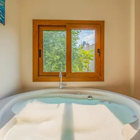Villa Myra Villa 1 *