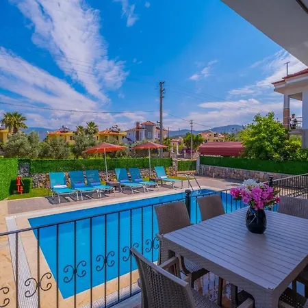 Villa Myra Villa 1 *
