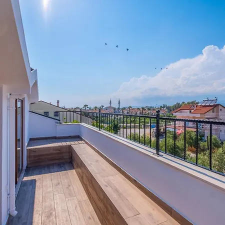 Villa Myra Villa 1 *